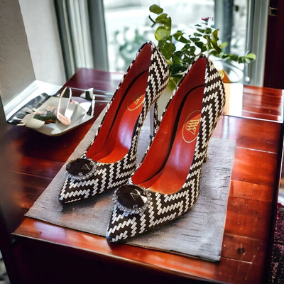 ZAPATOS DE TACÓN WOLF & ST.OZZY DE PIEL DE BECERRO CON ESTAMPADO DE CEBRA
