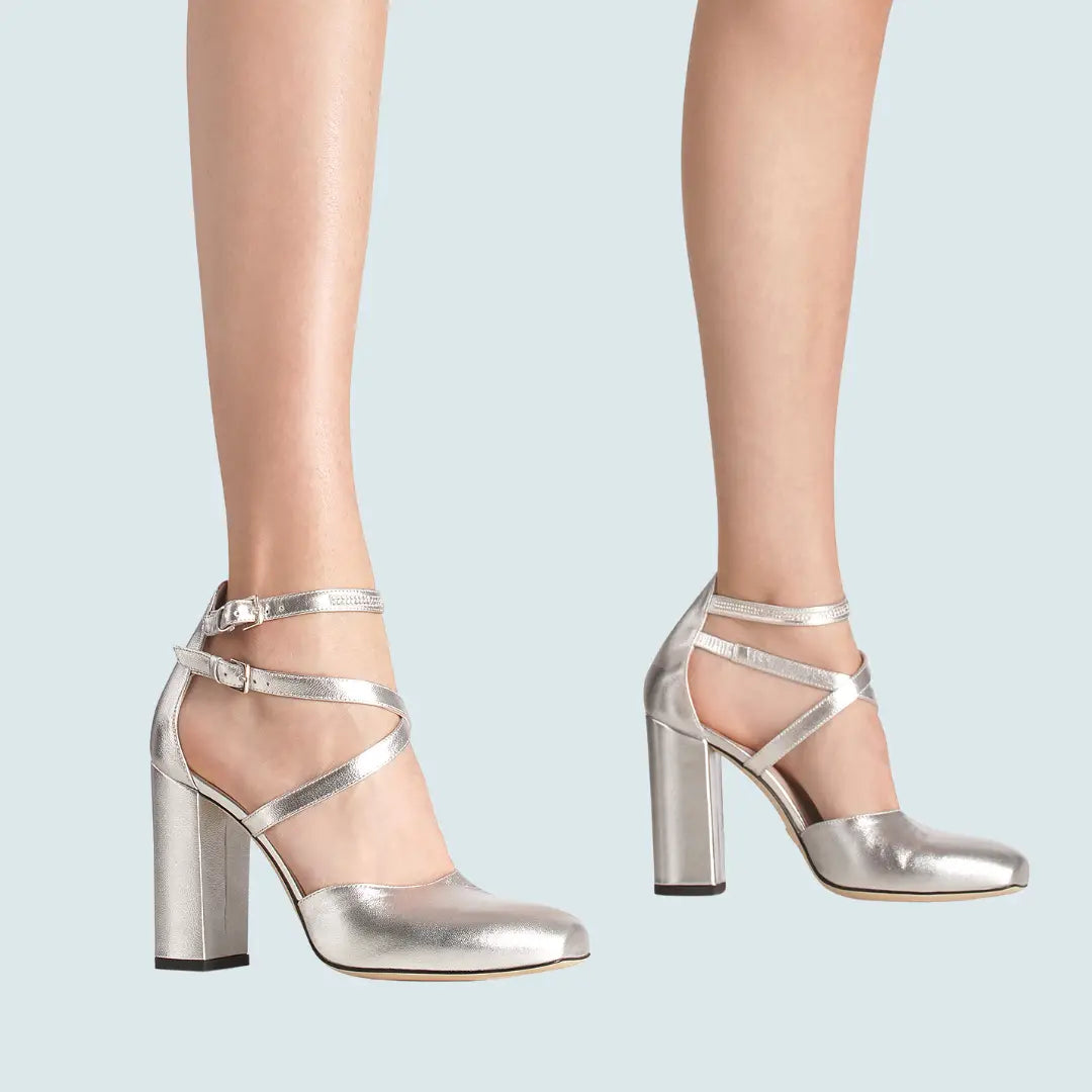 ZAPATOS PLATEADOS SWAROSKIS CON TACÓN GRUESO