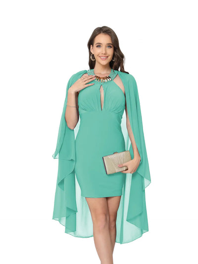 Vestido corto con capucha