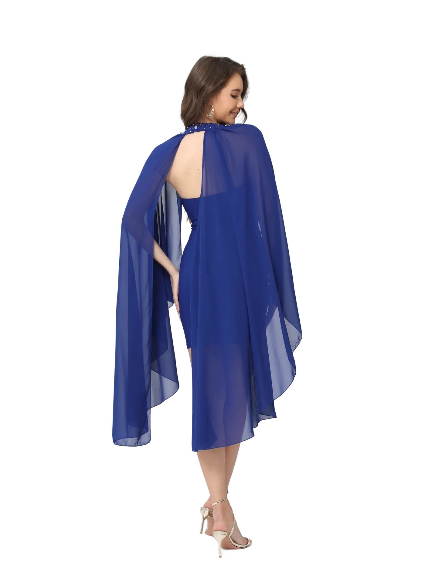 Vestido corto con capucha