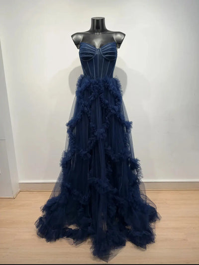 Vestido de tul con falda voluminosa verde esmeralda