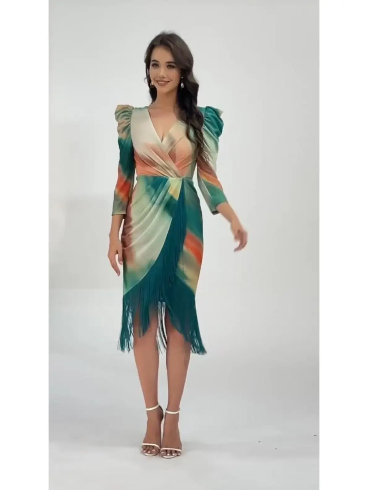 Vestido midi estampado con manga y flecos