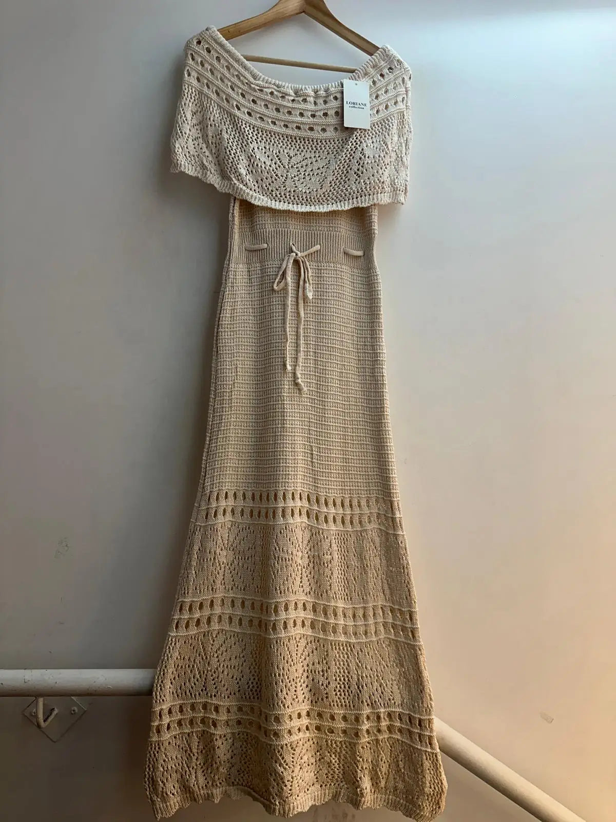 vestido largo tipo jersey sin tirantes
