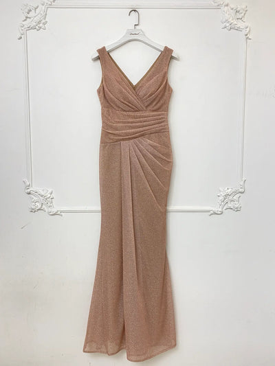 Vestido largo con abertura bodycon