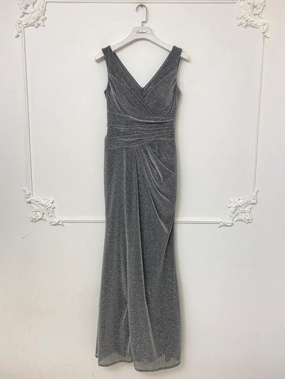 Vestido largo con abertura bodycon