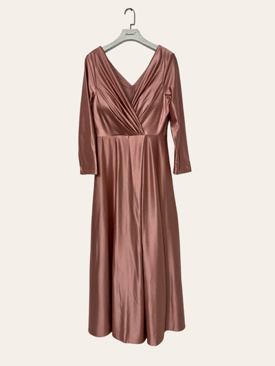 Vestido maxi con cuello en V y manga larga