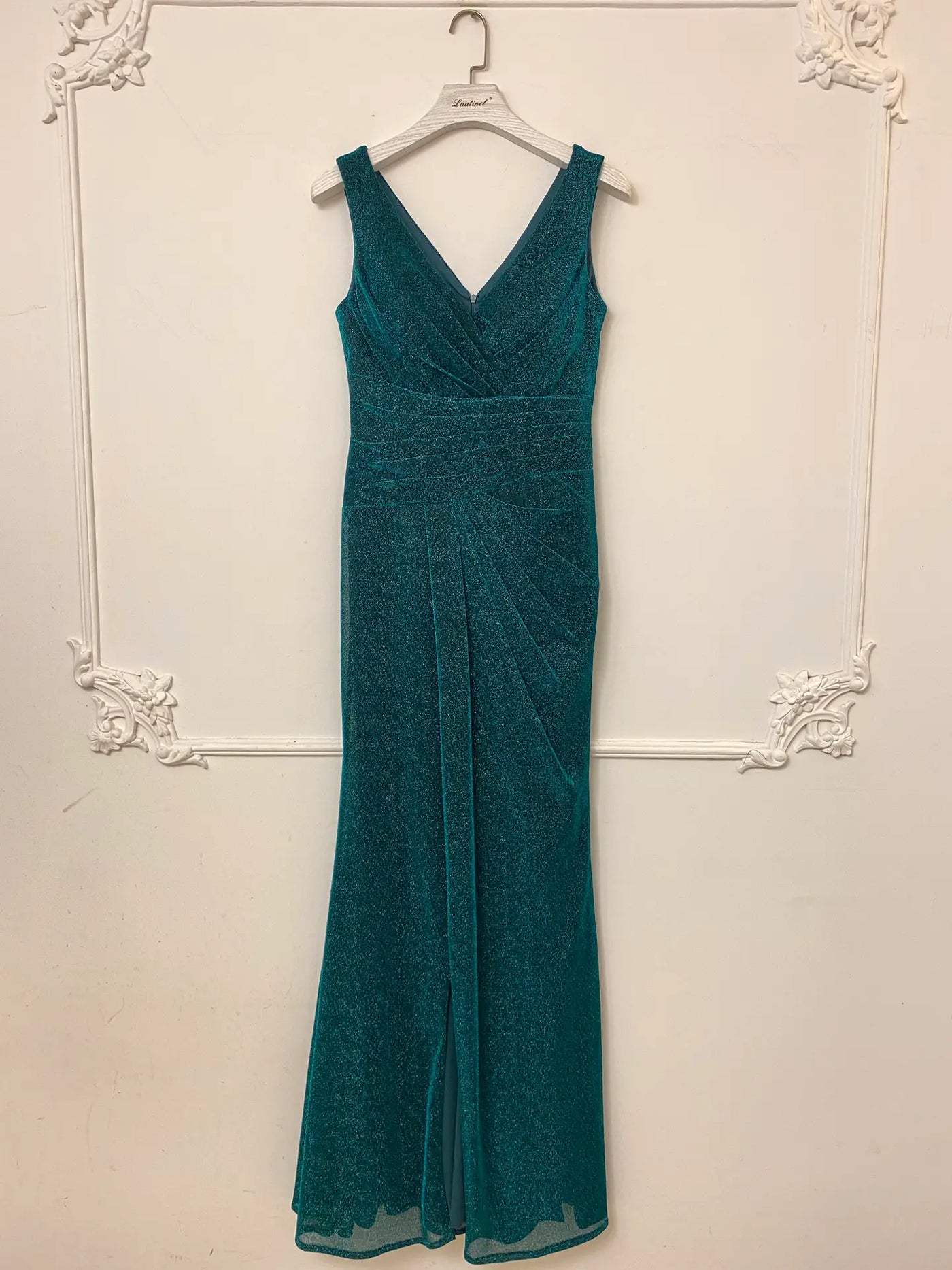 Vestido largo con abertura bodycon