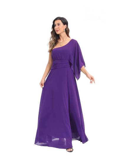 Vestido asimétrico con abertura